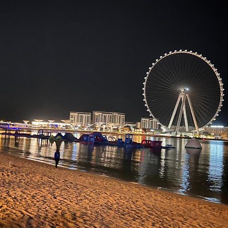 Business Backpackers Jbr Vandrarhem Dubai Exteriör bild