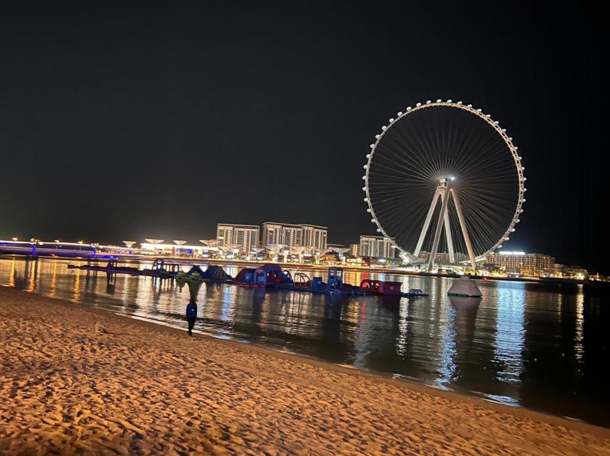 Business Backpackers Jbr Vandrarhem Dubai Exteriör bild